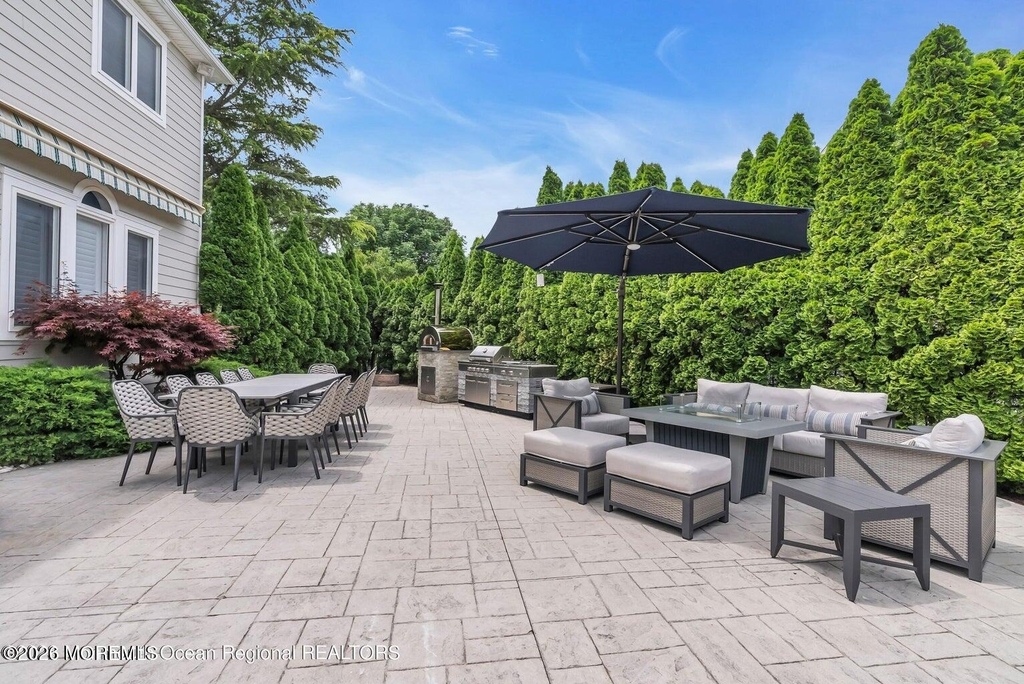 7 Mackenzie Road - Photo 36