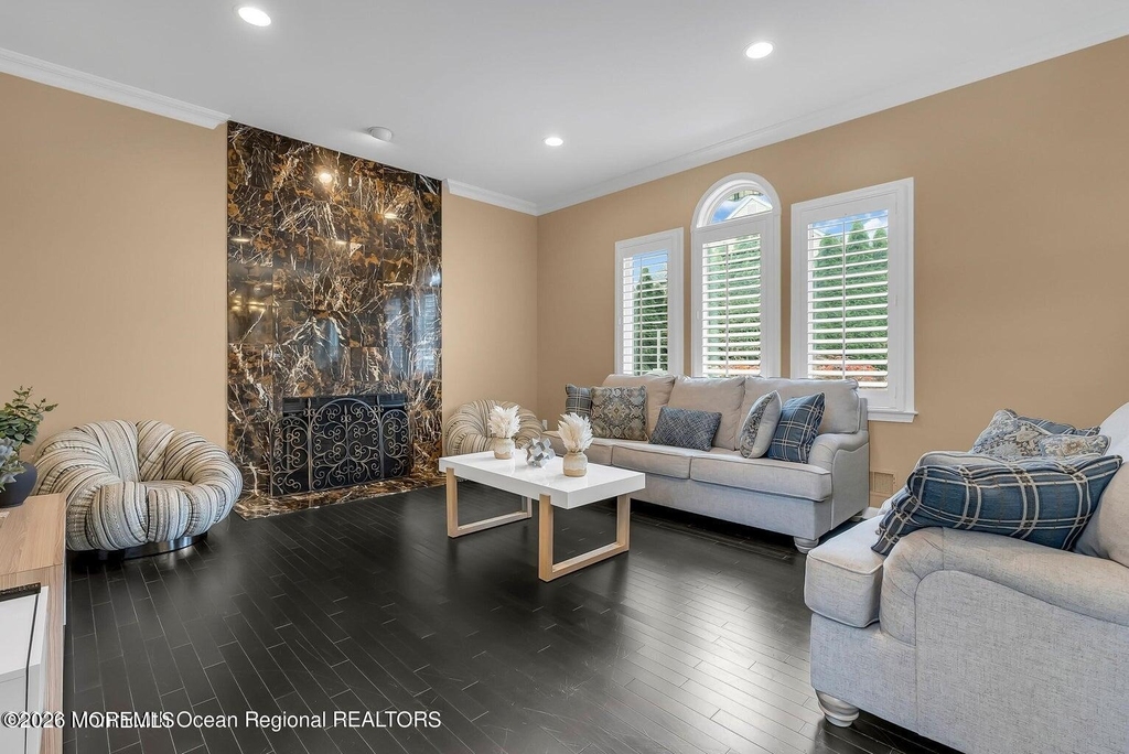 7 Mackenzie Road - Photo 10