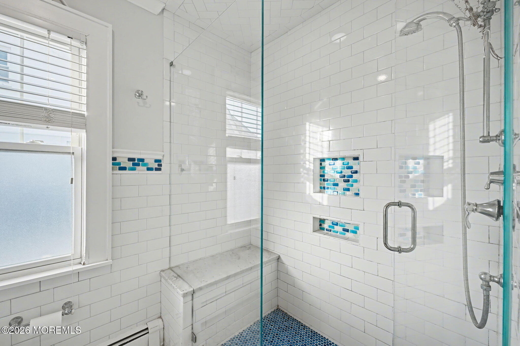 404 Monmouth Avenue - Photo 14