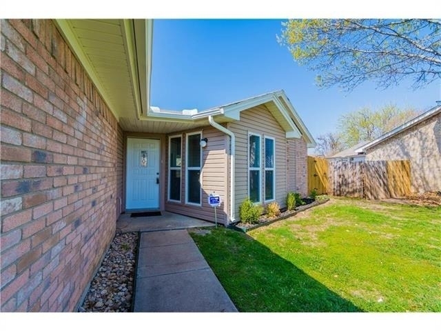 1080 W Hills Terrace - Photo 1