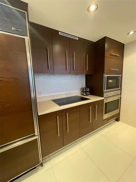 465 Brickell Avenue - Photo 5