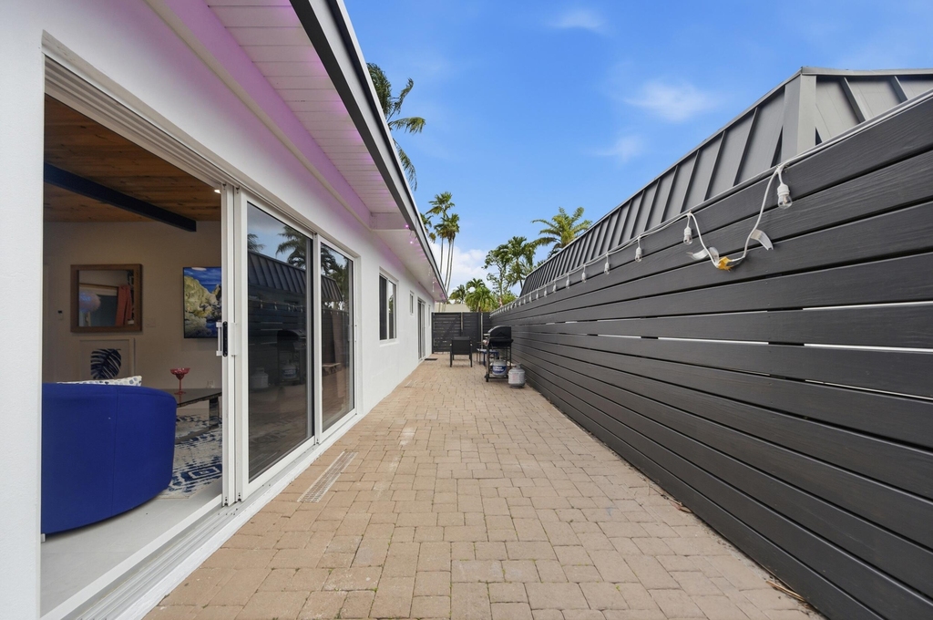 100 Ne 22nd Street - Photo 31