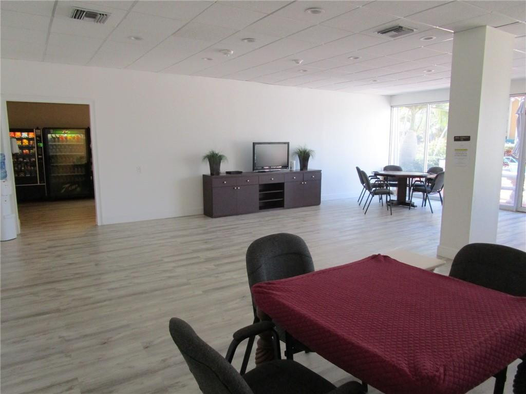 405 N Ocean Boulevard - Photo 19