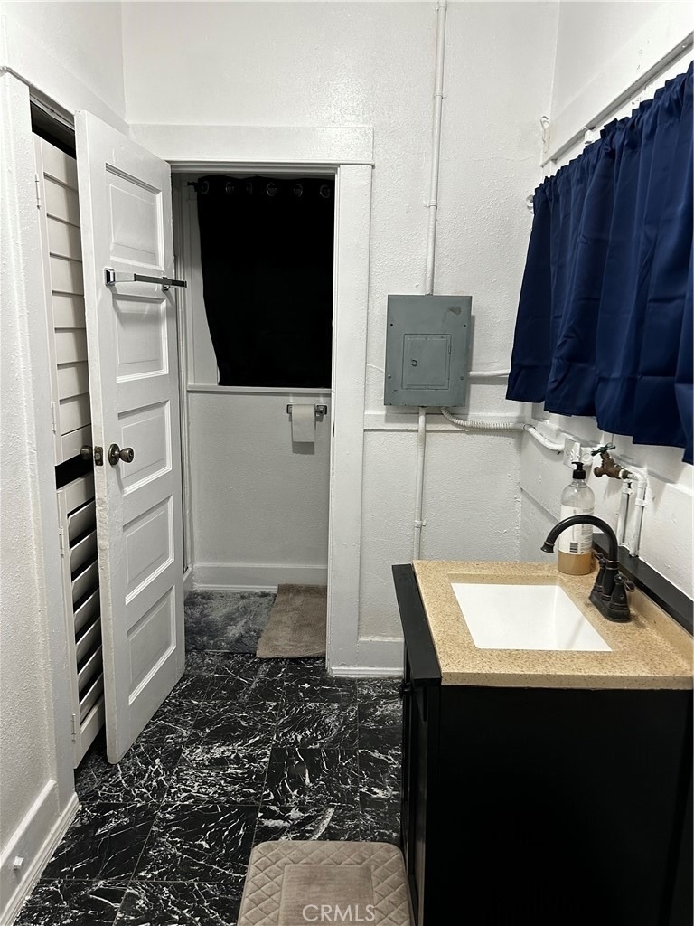 4727 Oakwood Avenue - Photo 13