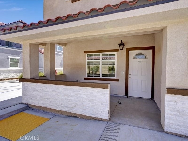 23780 Hemlock Avenue - Photo 3