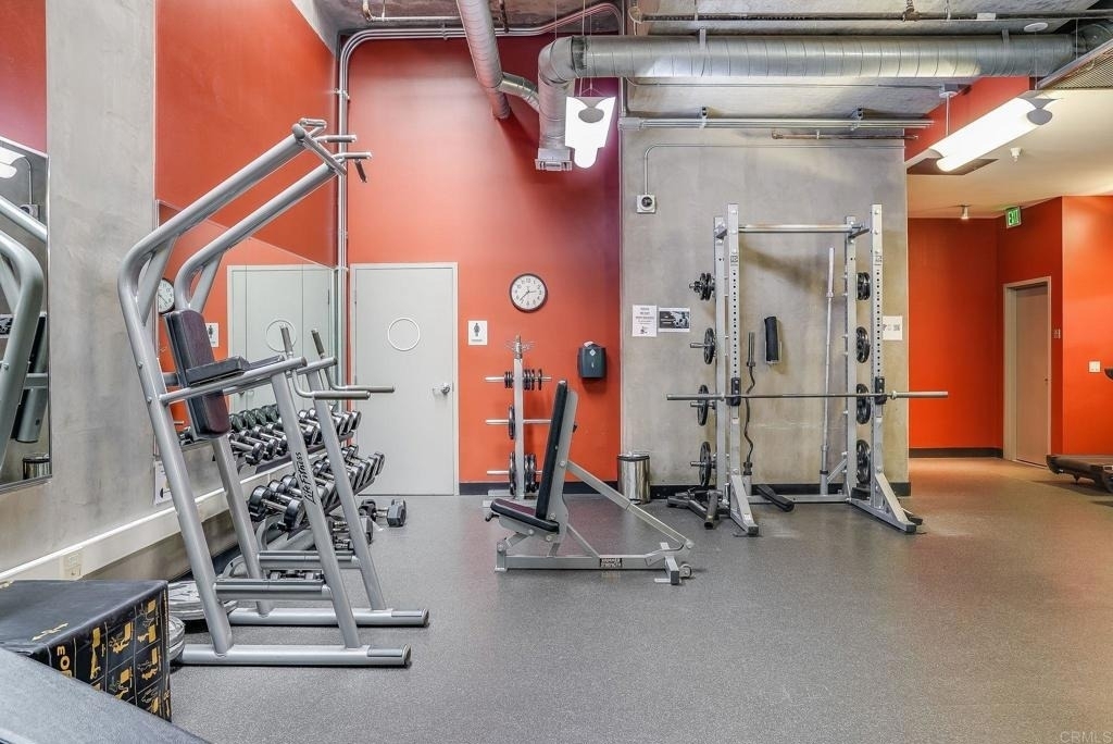 321 10th Avenue - Photo 48