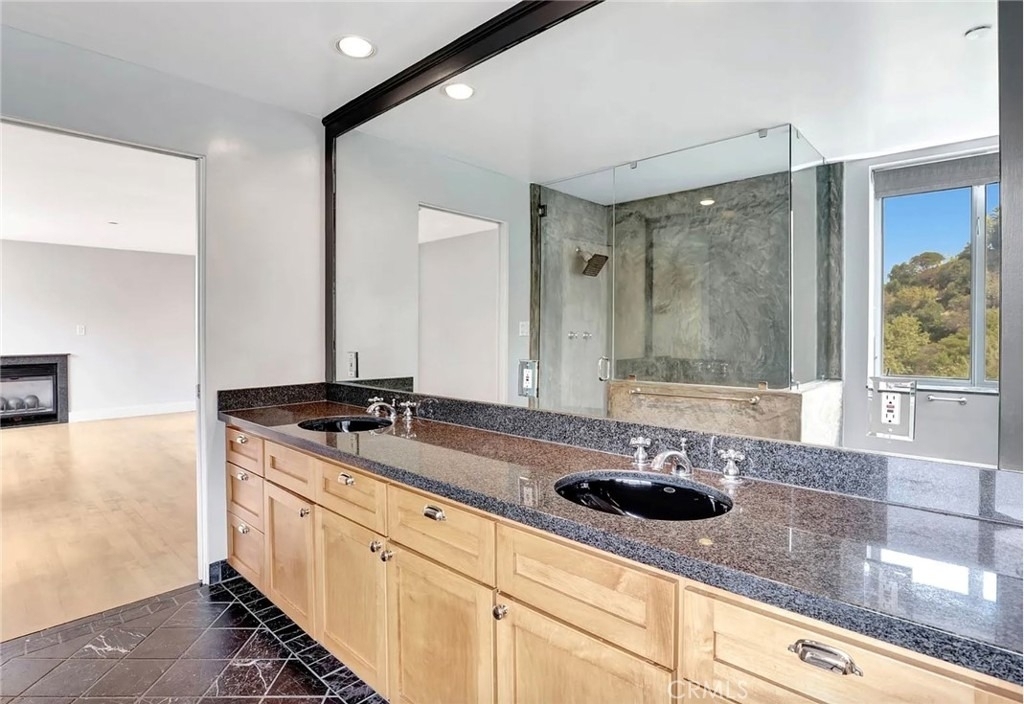 6396 Weidlake Drive - Photo 12