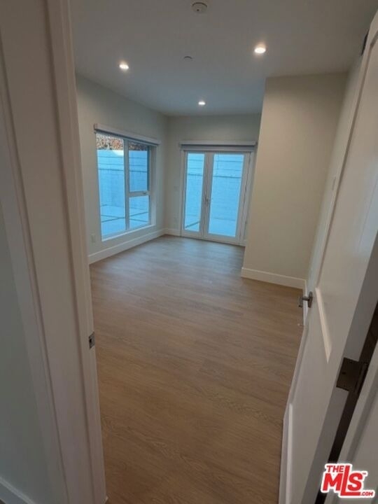 5191-5193 Lindley Avenue - Photo 11