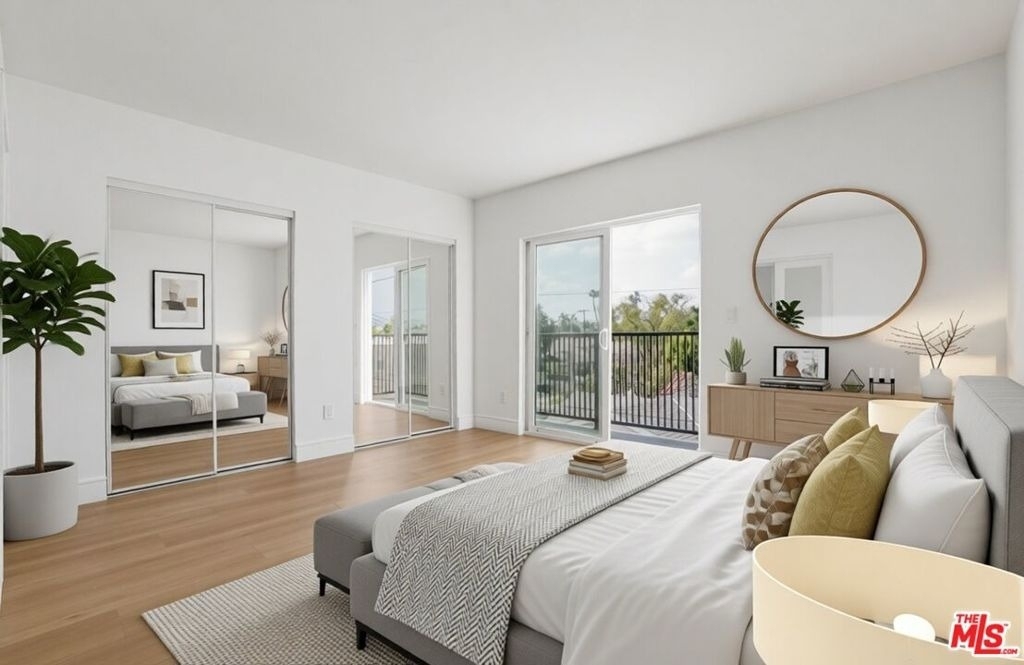 2057 1/2 S Garth Avenue - Photo 8