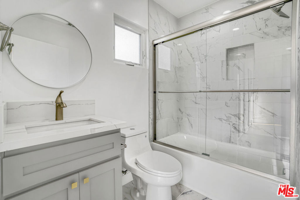 2057 1/2 S Garth Avenue - Photo 38