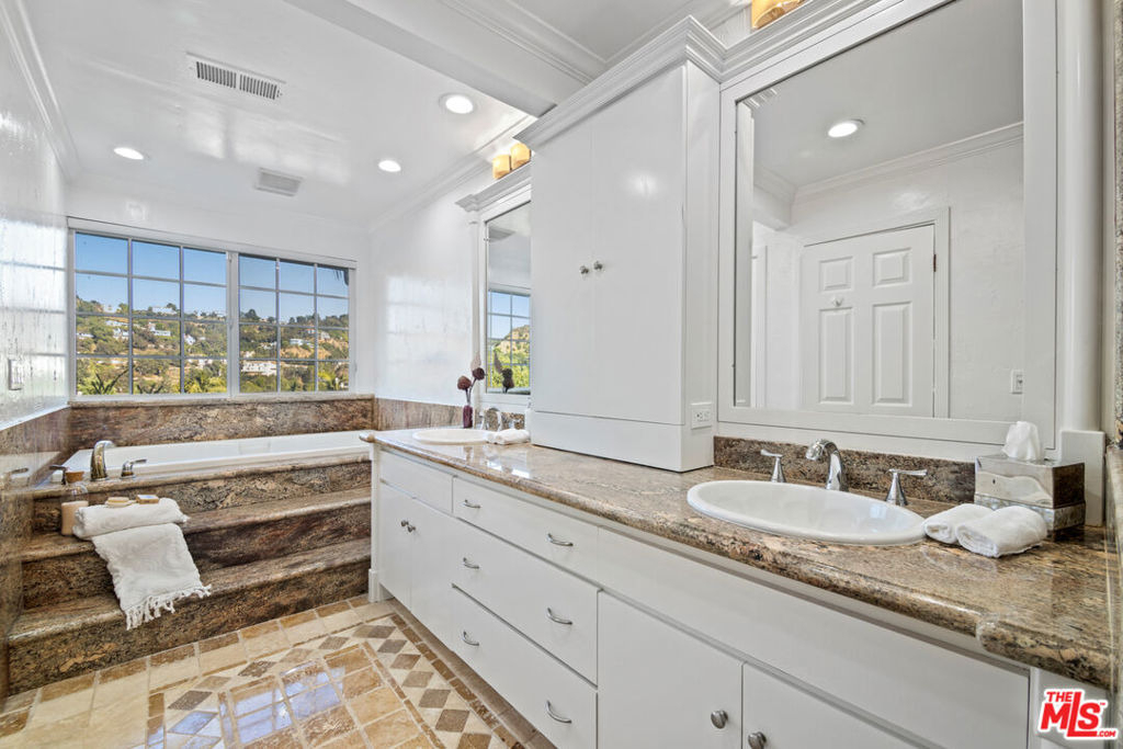 2461 Jupiter Drive - Photo 17