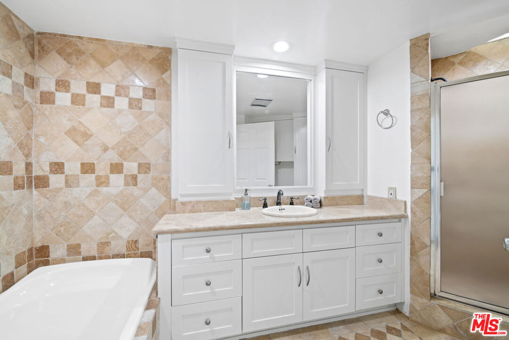 2461 Jupiter Drive - Photo 4