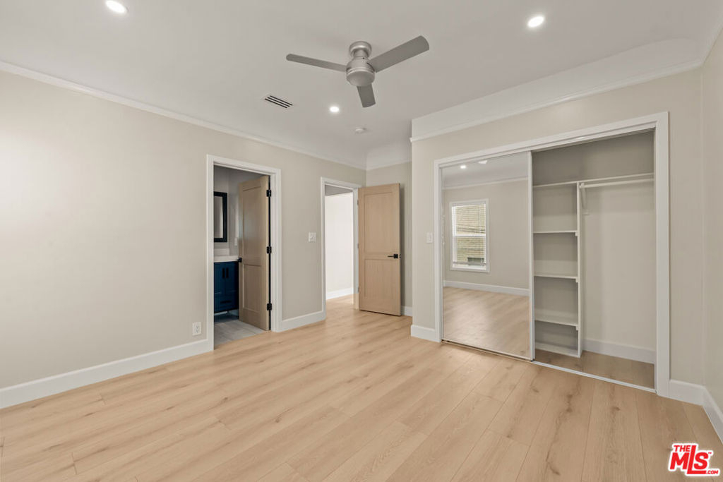 1117 S Wooster Street - Photo 13