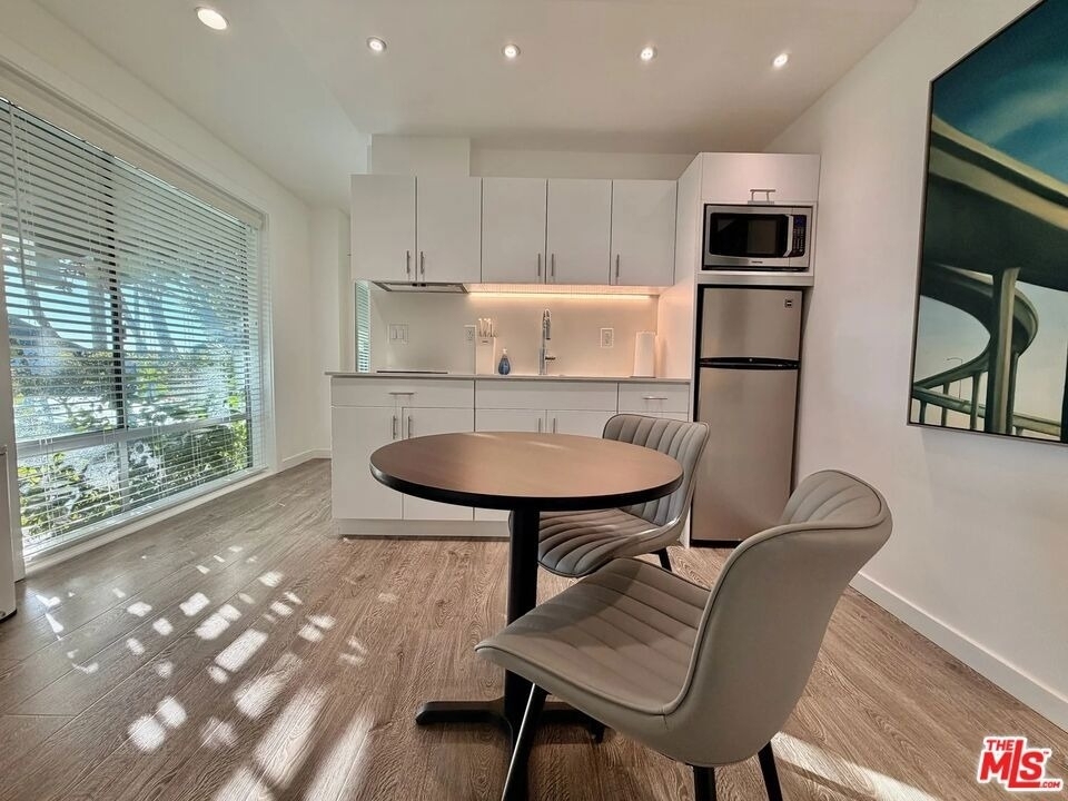 5805 W 8th Street - Photo 3