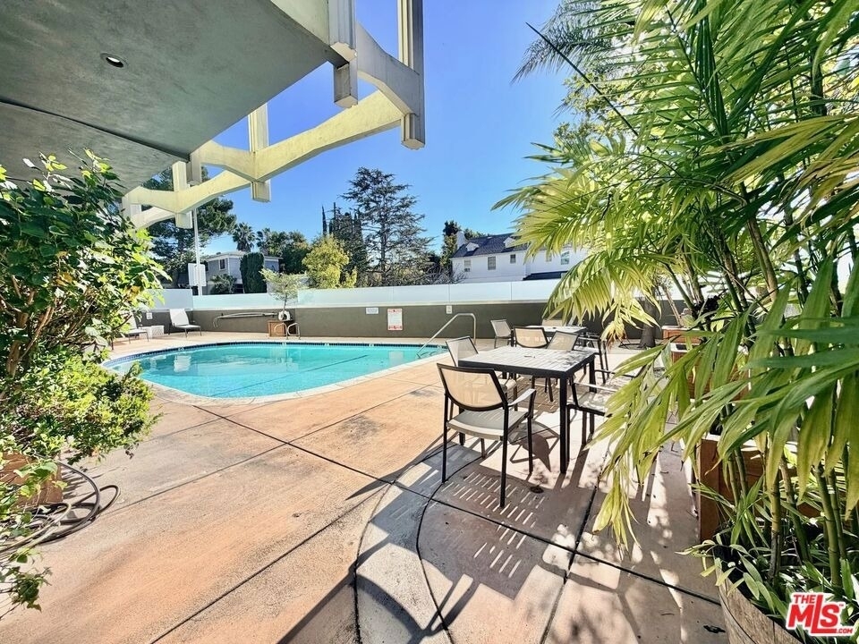 5805 W 8th Street - Photo 14