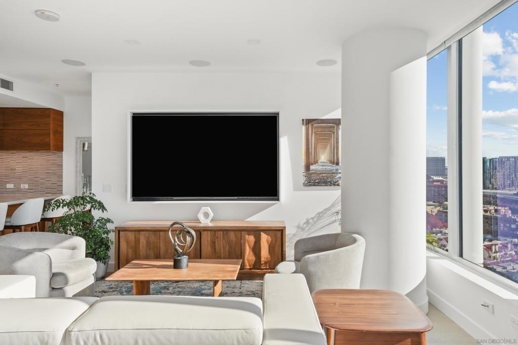 888 W E Street - Photo 7