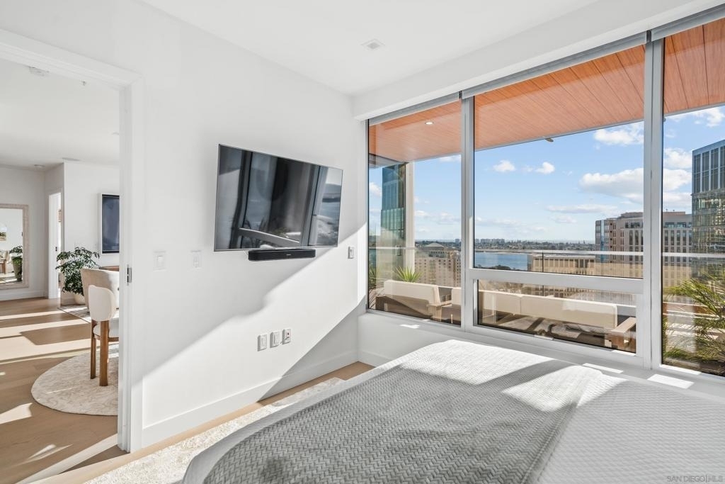 888 W E Street - Photo 22