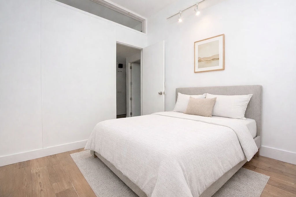 74 Maujer Street - Photo 2