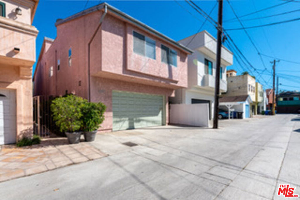 225 Sherman Canal - Photo 7
