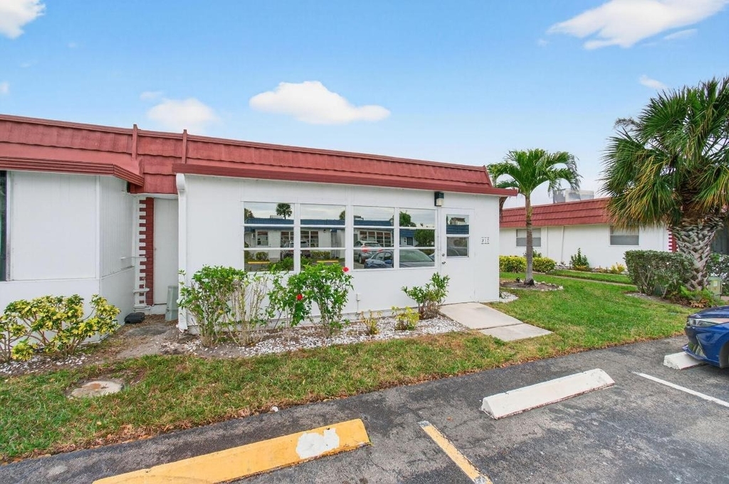 213 Waterford I - Photo 44