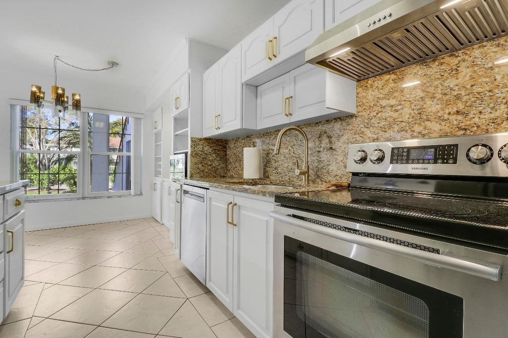964 Nw Spruce Ridge Drive - Photo 5