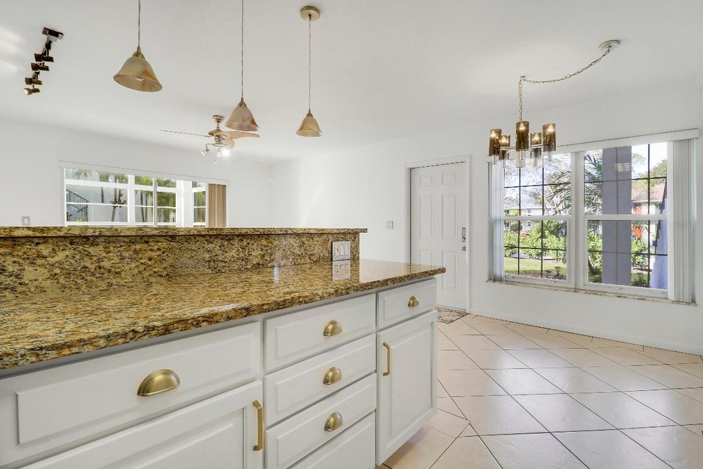 964 Nw Spruce Ridge Drive - Photo 6