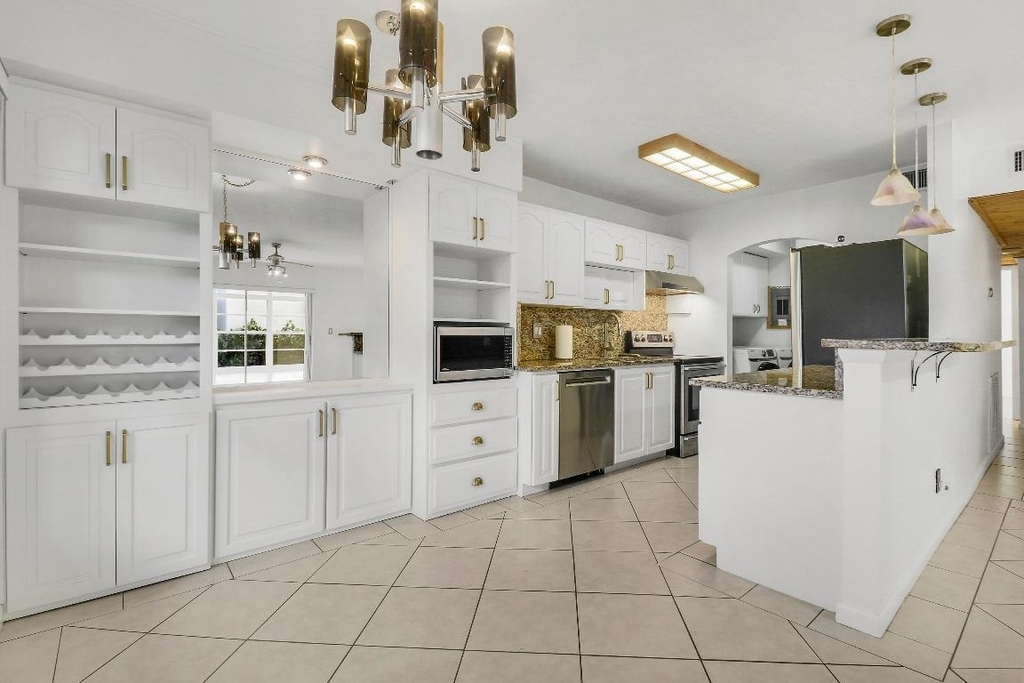 964 Nw Spruce Ridge Drive - Photo 2