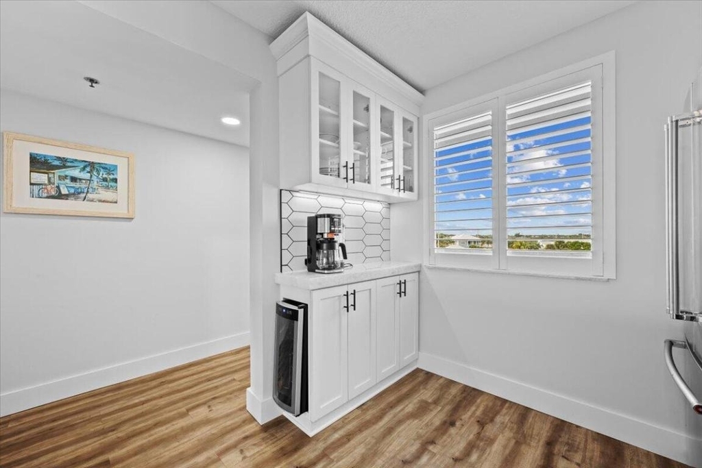 201 S Seas Drive - Photo 5