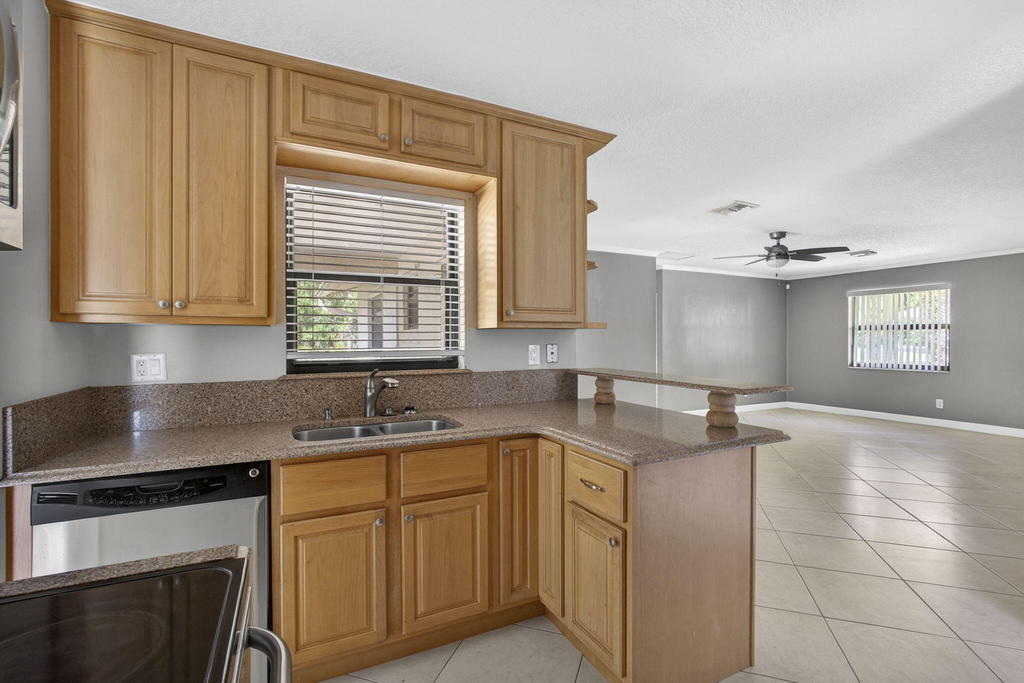 7107 181st Street N - Photo 12