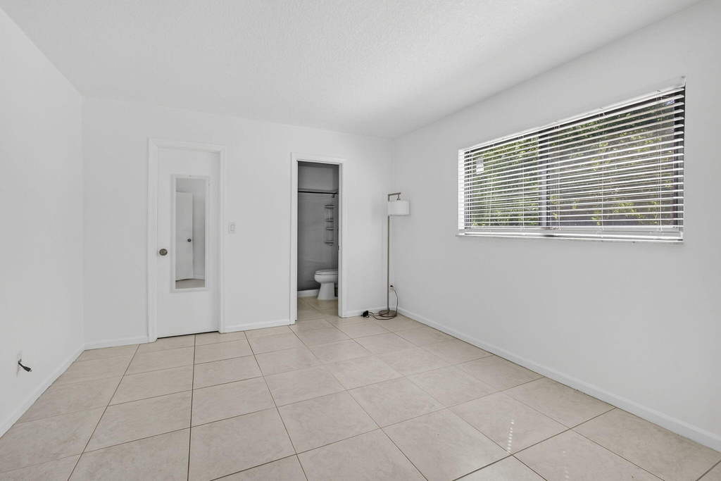 7107 181st Street N - Photo 15