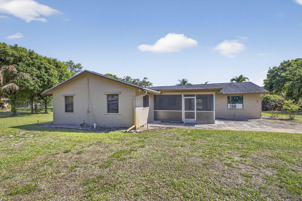 7107 181st Street N - Photo 43