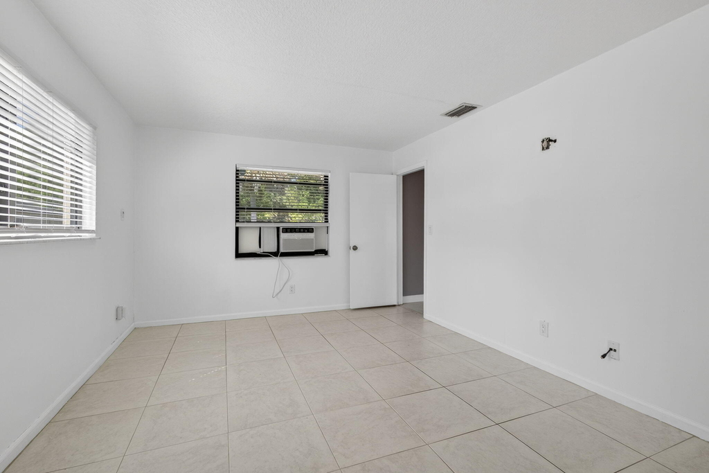 7107 181st Street N - Photo 18