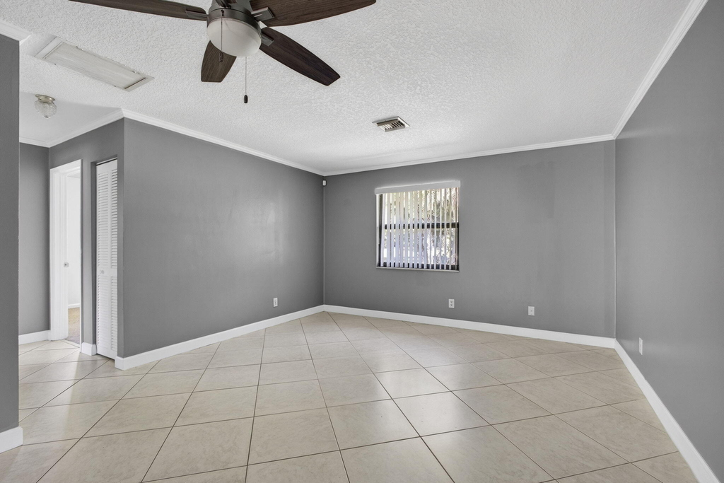 7107 181st Street N - Photo 24