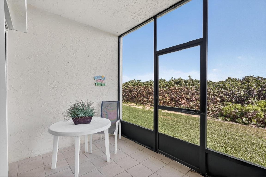 7410 S Ocean Drive - Photo 18