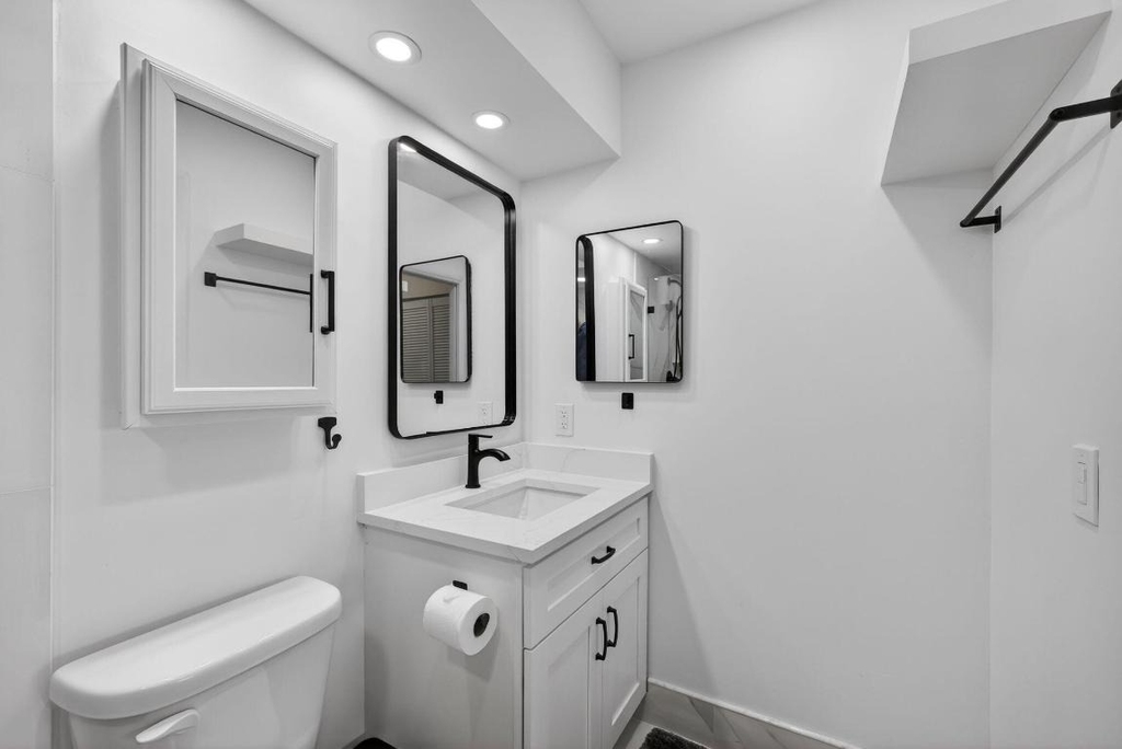 100 Shore Court - Photo 40