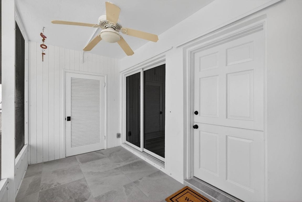 100 Shore Court - Photo 13