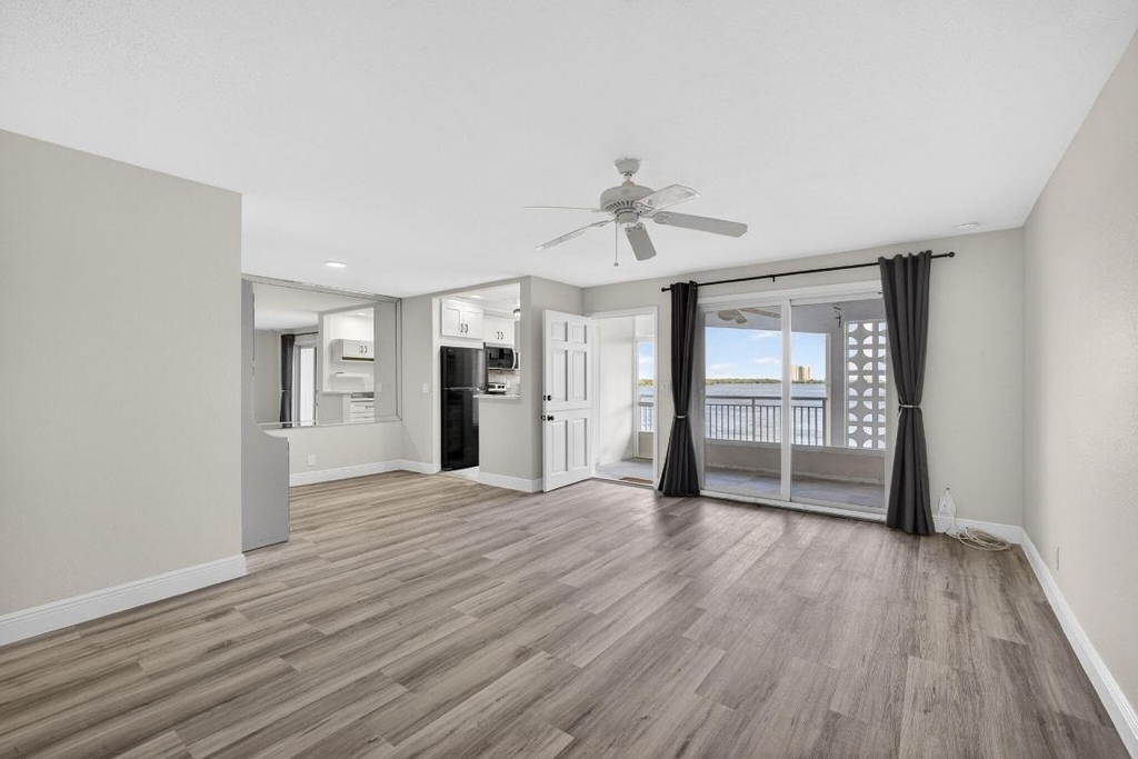 100 Shore Court - Photo 25