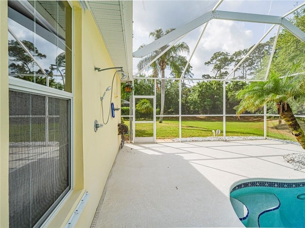 5873 Pine Ridge Circle - Photo 29