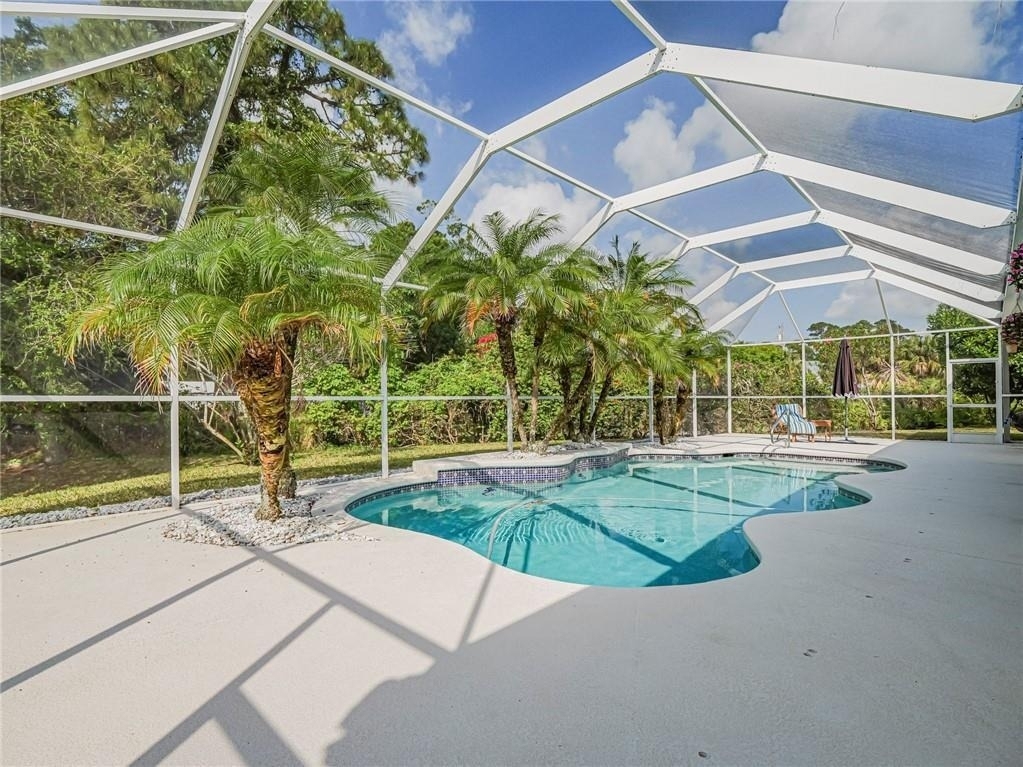 5873 Pine Ridge Circle - Photo 31