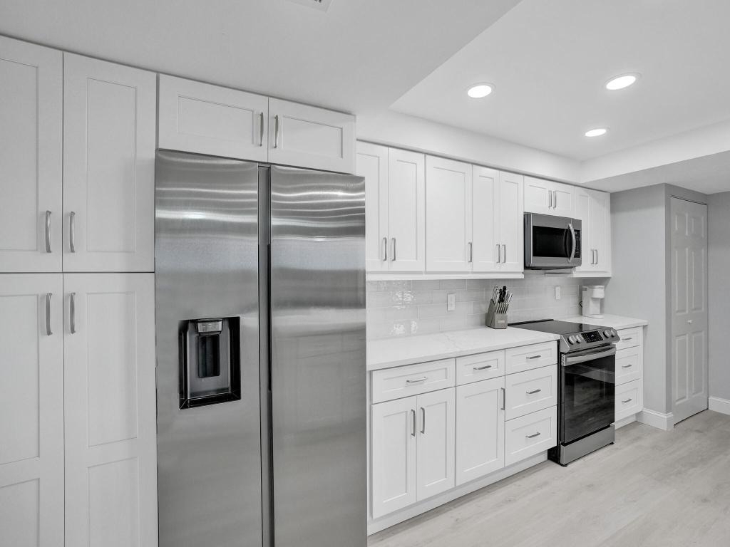 955 Egret Circle - Photo 1