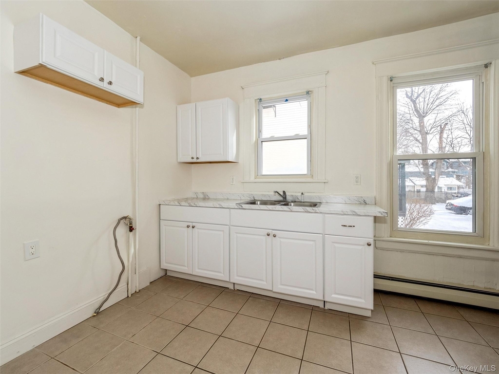 236 Mansion Street - Photo 15