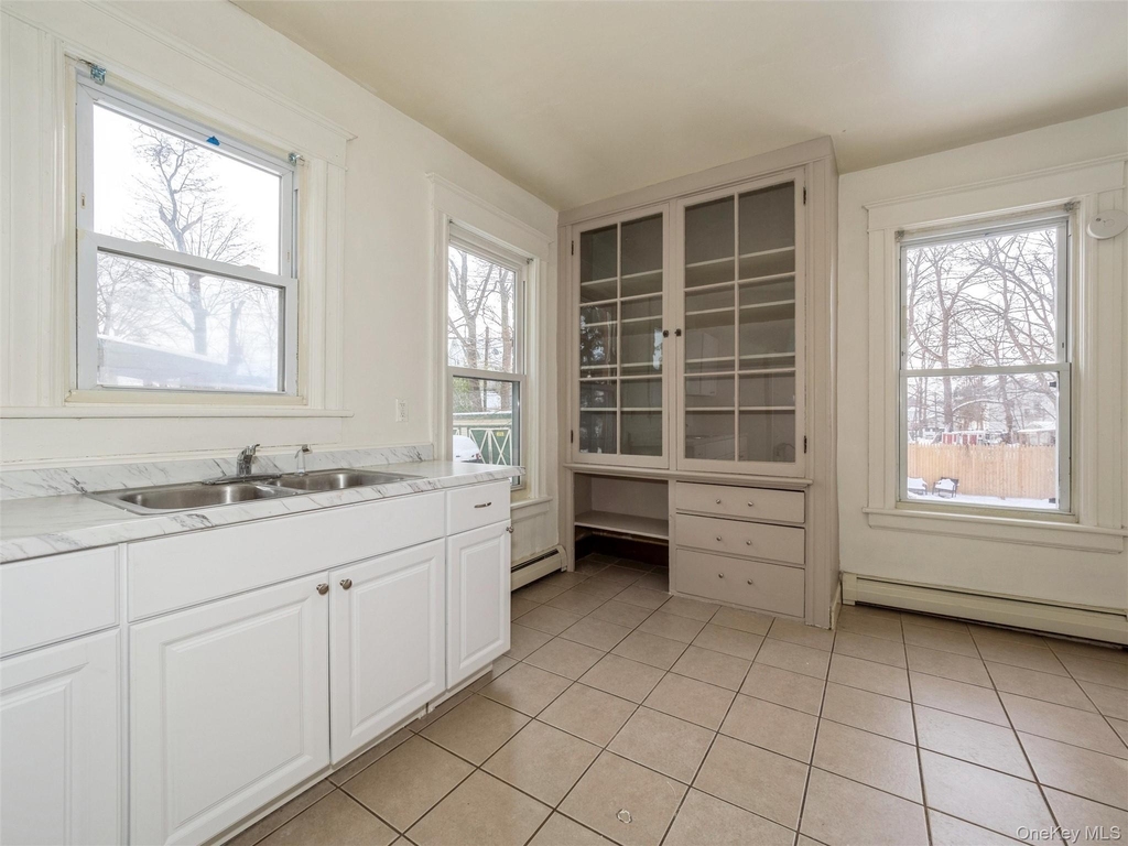 236 Mansion Street - Photo 14