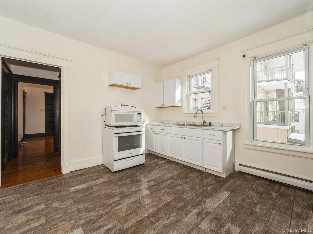 236 Mansion Street - Photo 5
