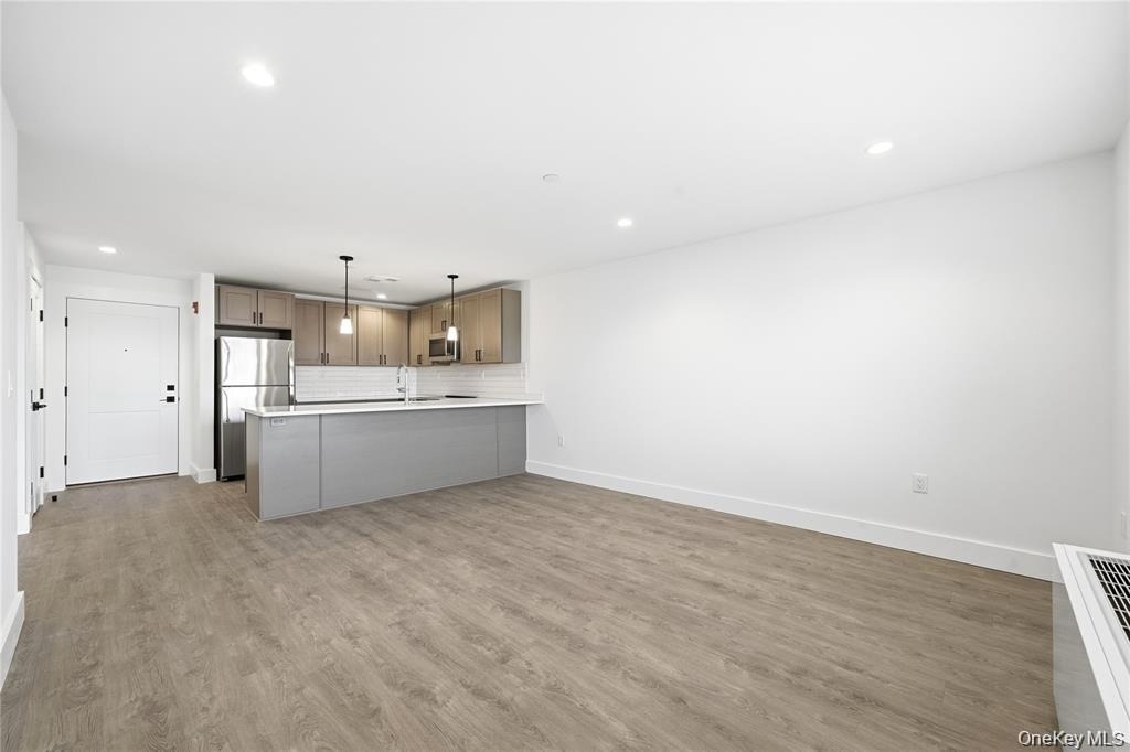 180 Deer Park Avenue - Photo 5