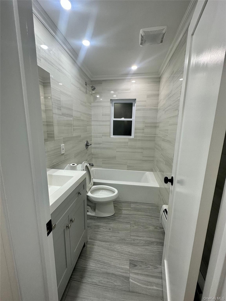 67 W Marshall Street - Photo 2