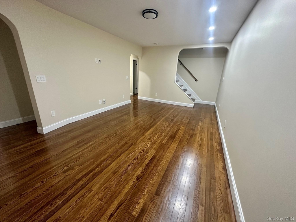 67 W Marshall Street - Photo 4