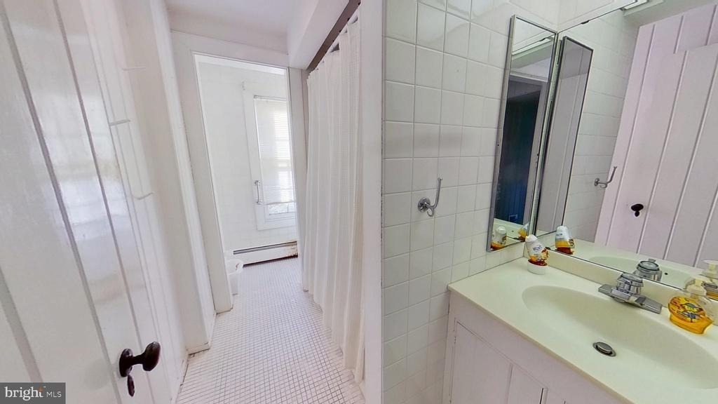 11525 High Point Road - Photo 4