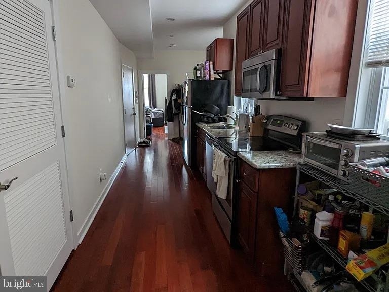 2631 W Girard Avenue - Photo 11