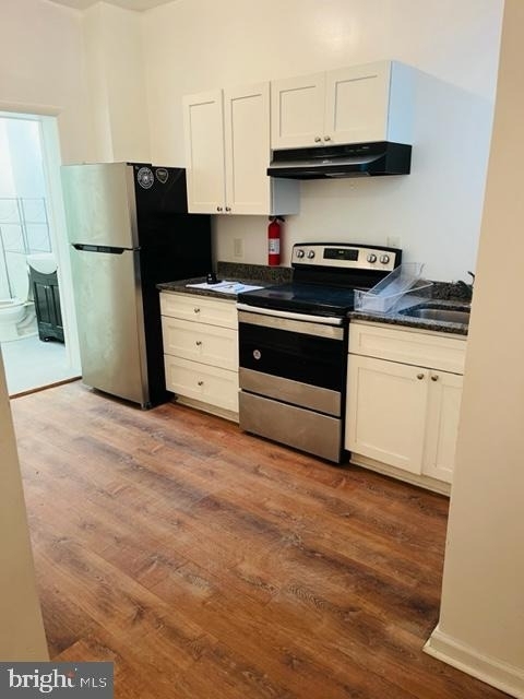 919 Avenue Of The States - Photo 1