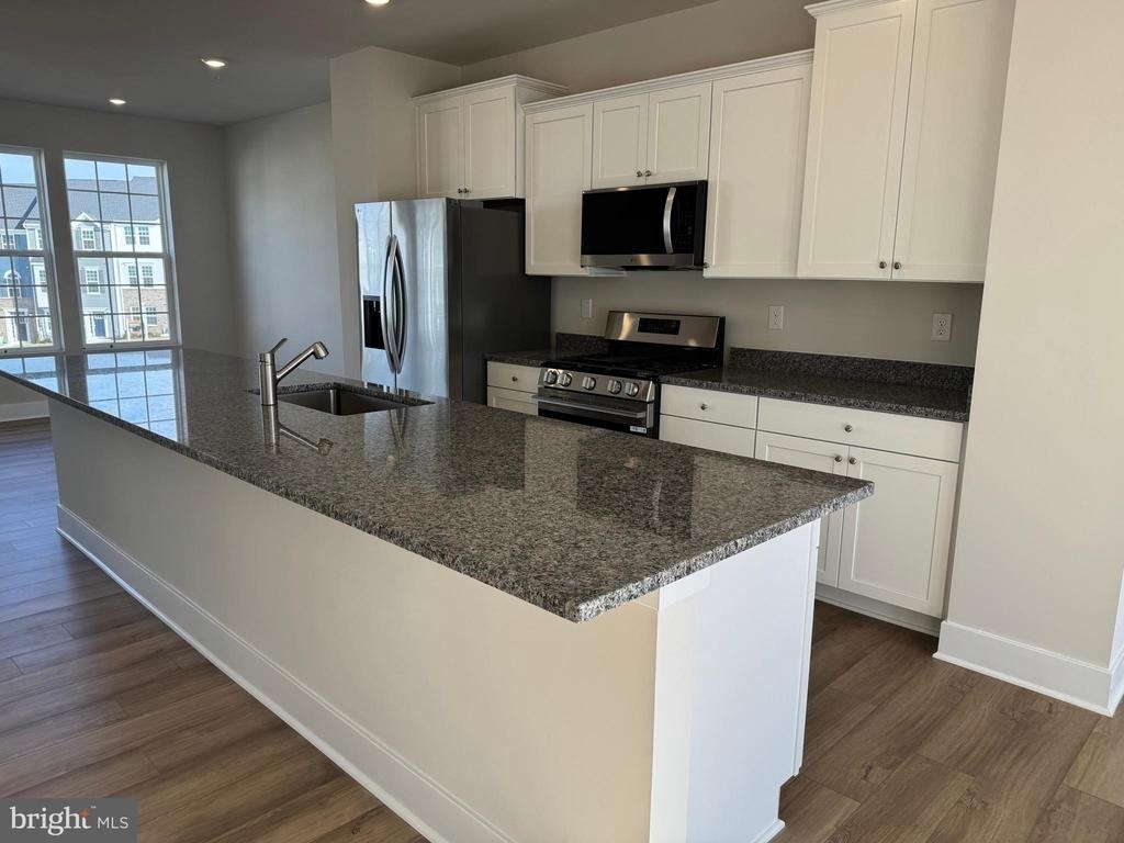1826 Oxbow Road - Photo 2